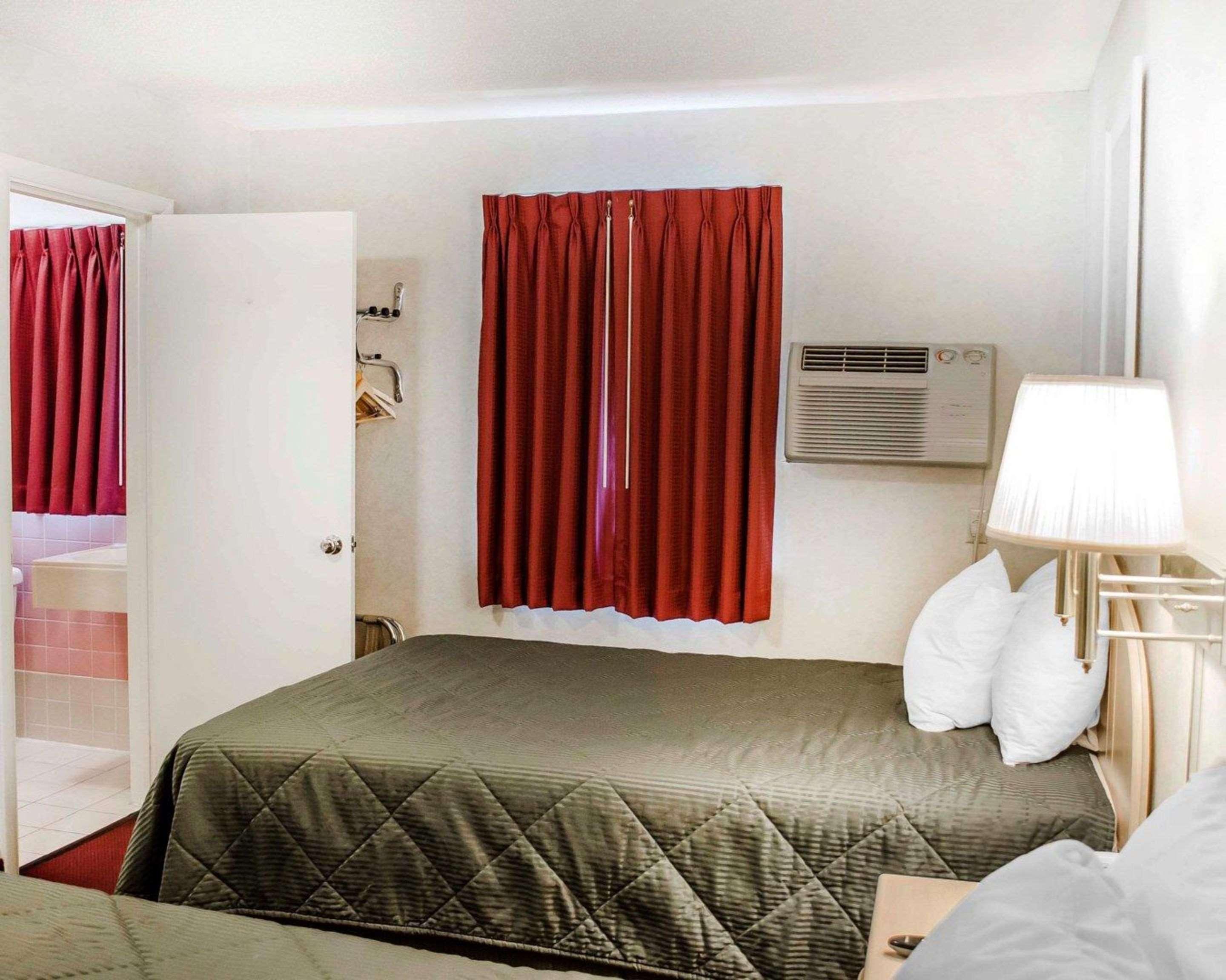 Rodeway Inn Dillsburg Esterno foto