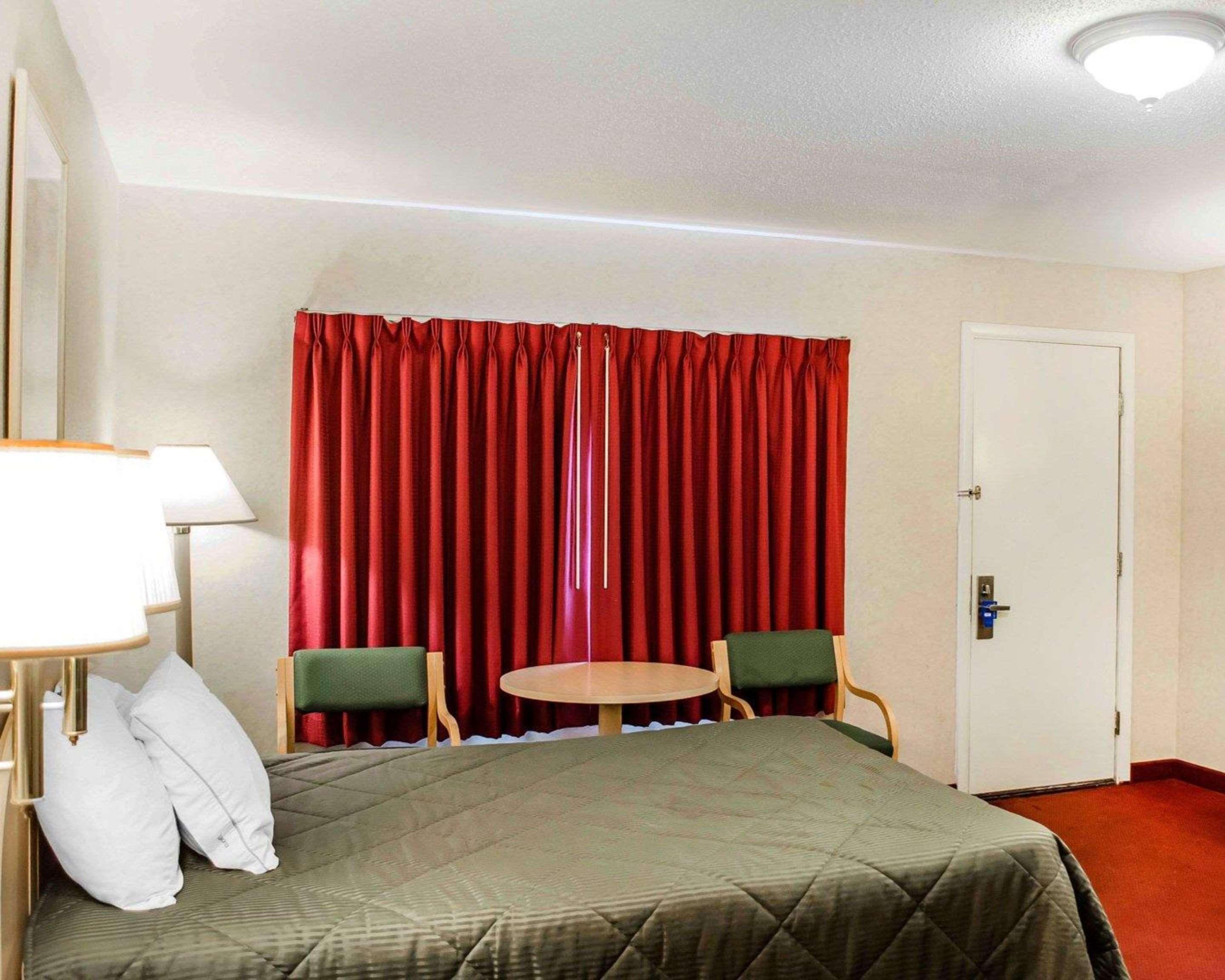 Rodeway Inn Dillsburg Esterno foto