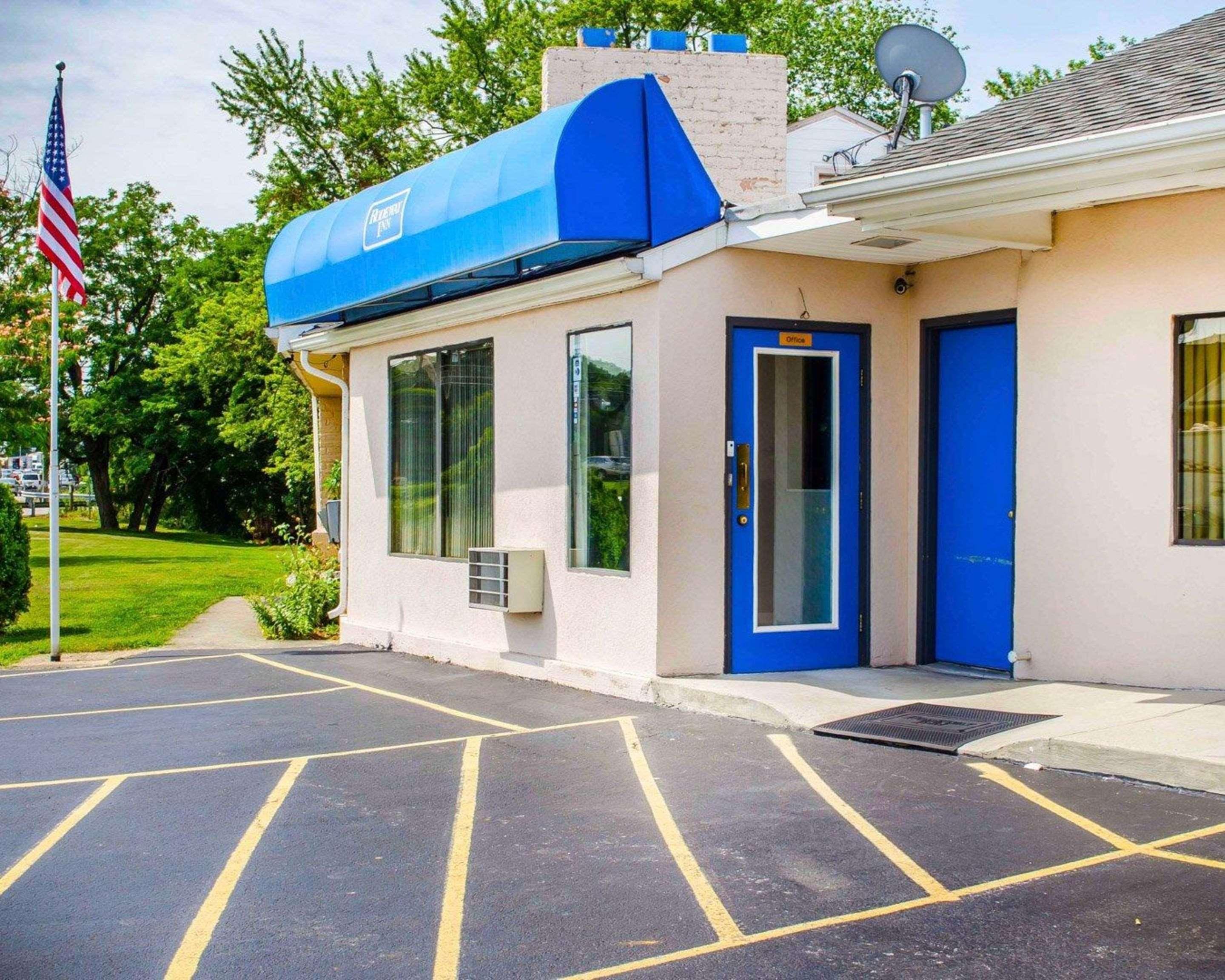 Rodeway Inn Dillsburg Esterno foto