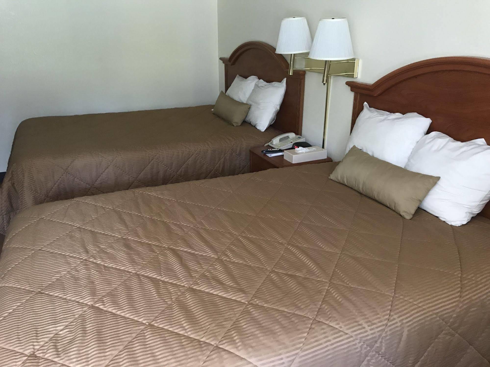 Rodeway Inn Dillsburg Esterno foto
