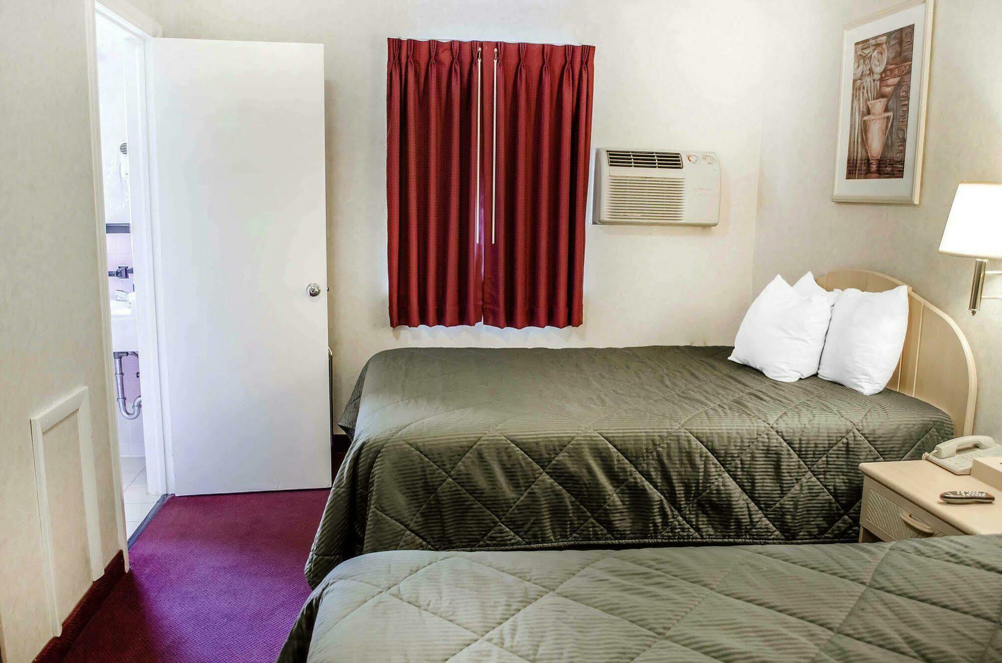 Rodeway Inn Dillsburg Esterno foto